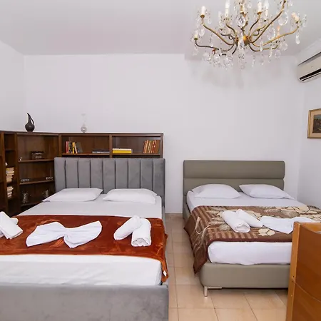 Vintage Blloku Apartamento Tirana