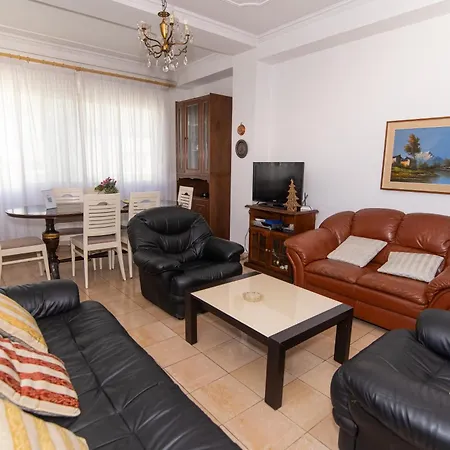 Vintage Blloku * Tirana