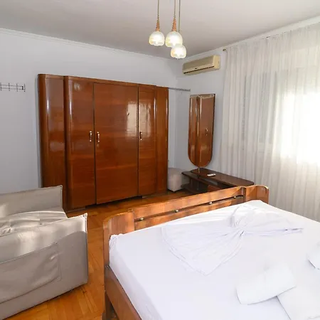 Vintage Blloku Apartmán Tirana
