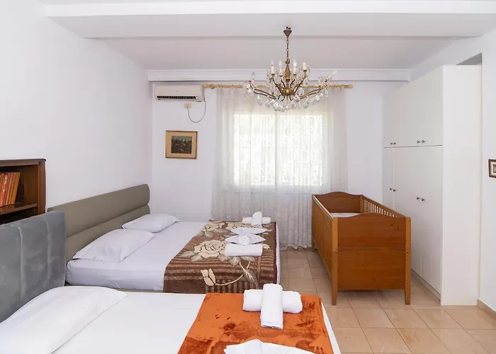 Vintage Blloku شقة تيرانا