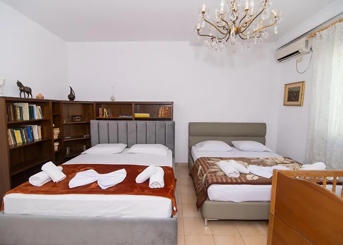 Vintage Blloku شقة تيرانا