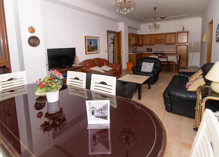 شقة Vintage Blloku